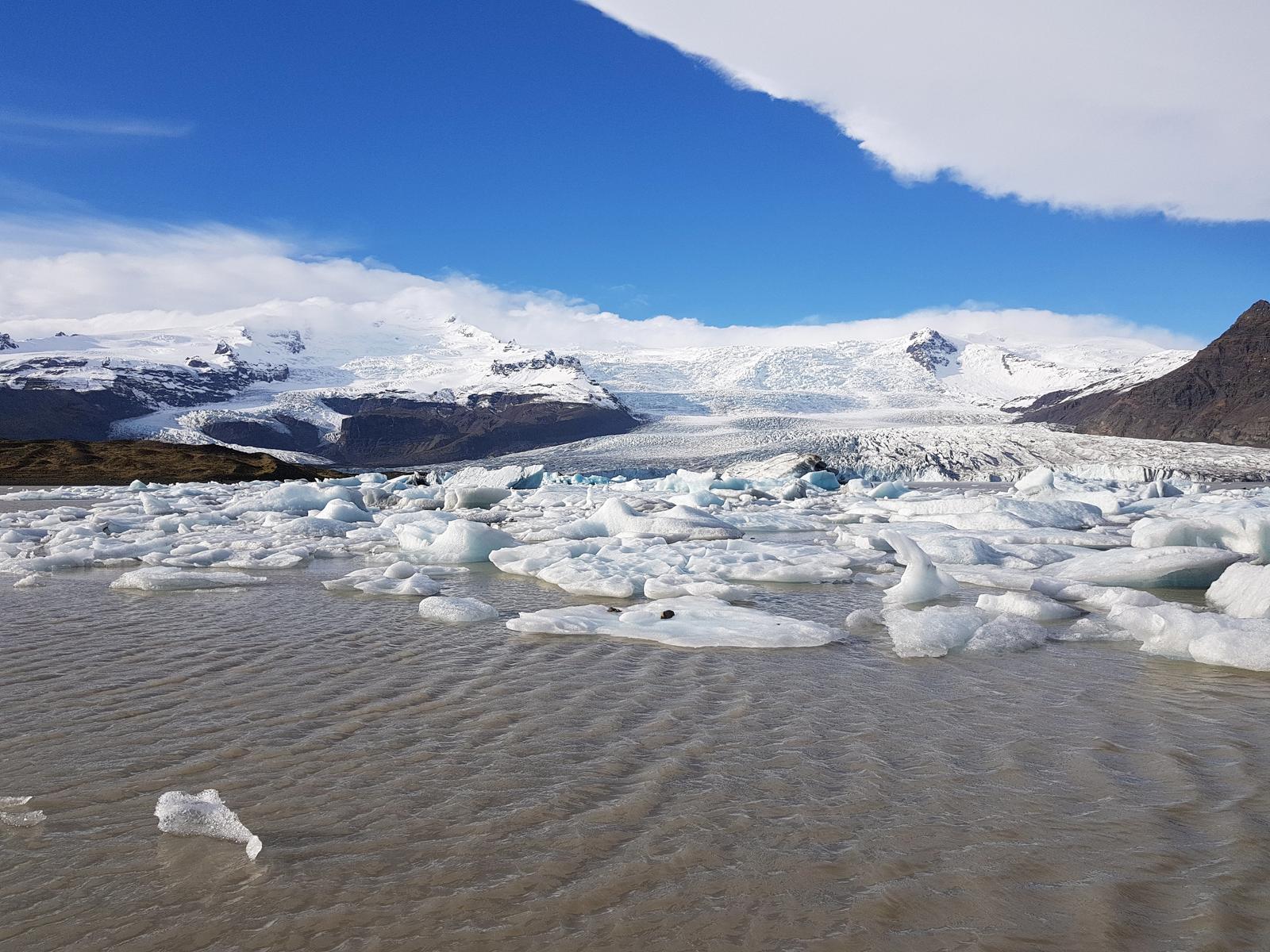Fjallsarlon Glacier